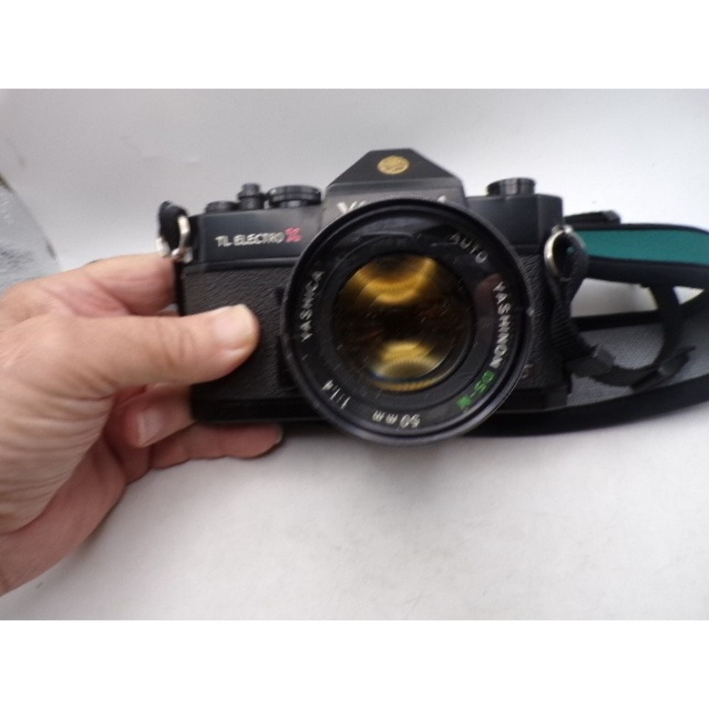 Yashica TL Electro X 35mm SLR Film Camera with Auto Yashinon DS-M 50mm f1.4 Lens